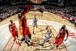 欧洲杯下一轮剩下几队比赛，欧洲杯下一轮多少强