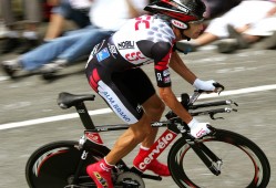 WTT重庆冠军赛男单签表：王楚钦上半区，下半区首轮两组国乒内战